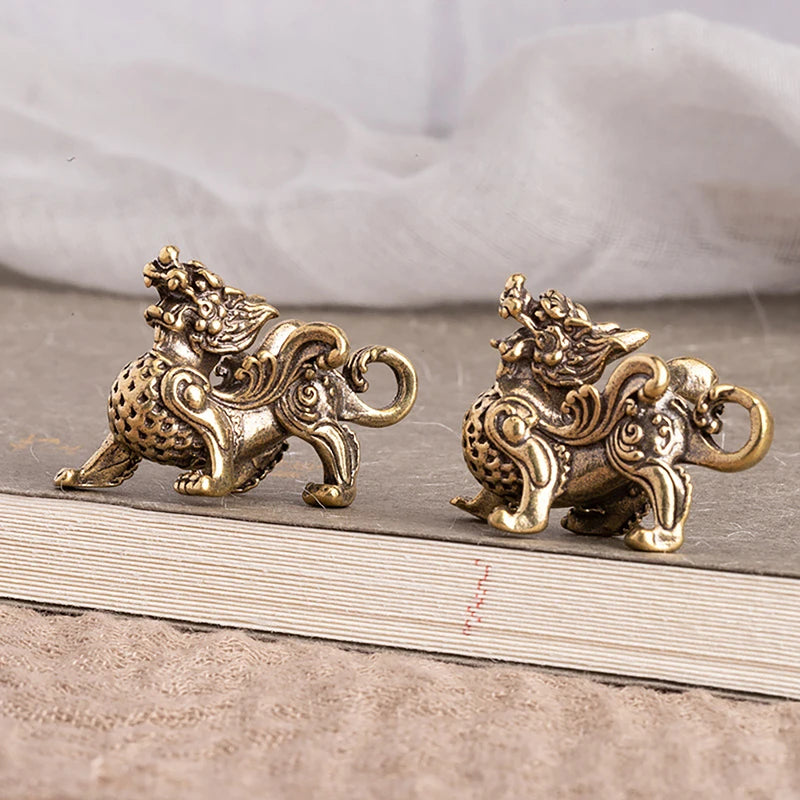 Antique Copper Chinese Mythical Beast Pixiu Miniature Figurines – Brass Lucky Kirin & Dragon Desktop Ornaments - Image 3
